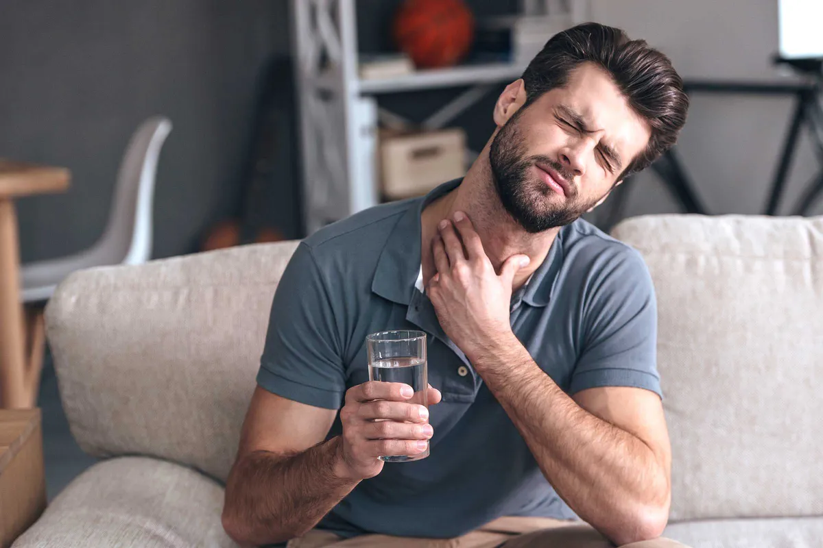 Как распознать симптомы перикардита?