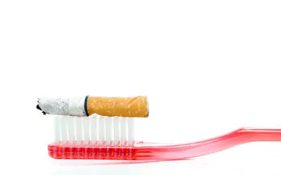 Откуда берется неприятный запах изо рта и что с этим делать?